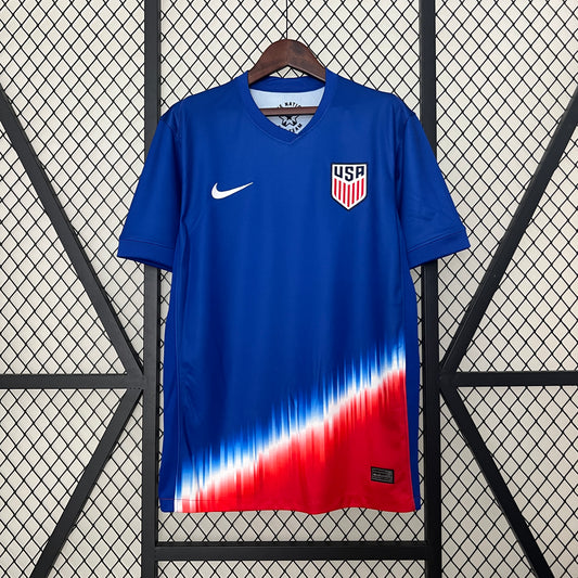 Christian Pulisic #10 Team USA Player Version T-Shirt